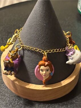 Modern Vintage Beauty Beast Charm Bracelet By Applause 5 Character Charms READ